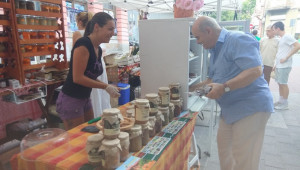 Вадят новите орехи и лешници на пловдивския пазар - Снимка 4