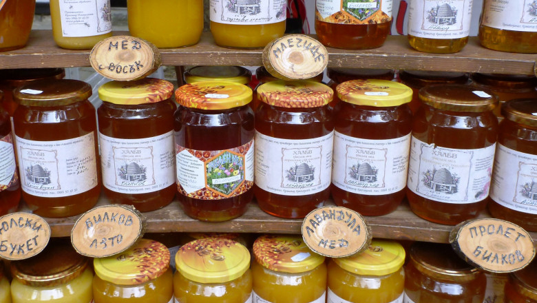 Пчелар: Цената на меда е престъпно ниска