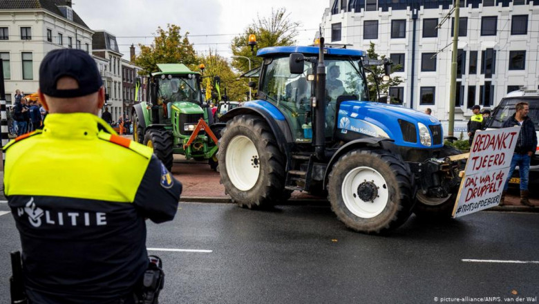 Хиляди холандски фермери излязоха на протест