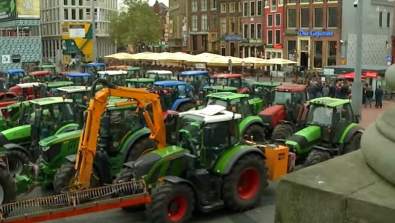 Протестите в Холандия ескалираха: Фермерите щурмуваха административна сграда