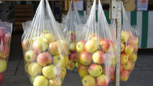 На тържищата: Продажбите на български плодове надхвърлят вноса - Снимка 1