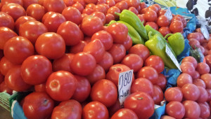 Потреблението на домати пада през 2019 г., на краставици - расте