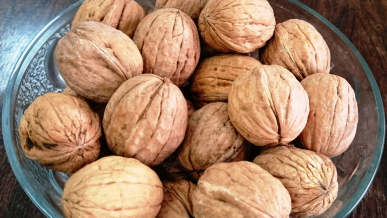 С 30 % по-слаба реколта от орехи през 2019 г.