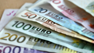 ЕК: Таванът за държавна помощ да бъде 120 000 евро на ферма