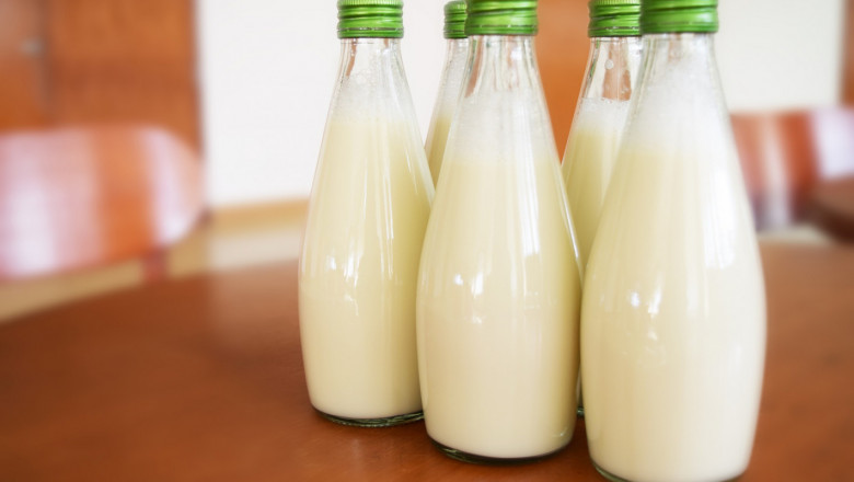 Млякото влиза с предимство в детските градини и училищата