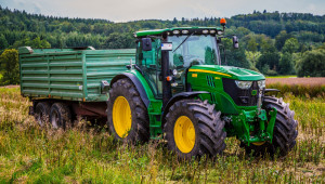 27% спад в покупките на трактори за половин година