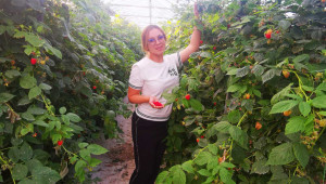 Дамите в селското стопанство: Деница Иванова