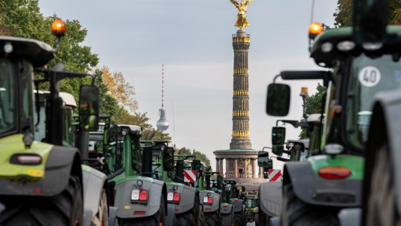 Фермери с трактори блокираха различни части на Германия