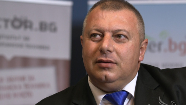 Костадин Костадинов: Трябва да спрем преливането от пусто в празно