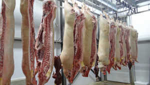 Пазар на месото: Очаква се ръст при свинското и сериозен такъв при пилешкото