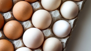 Цената на пилето расте, а на яйцето – спада