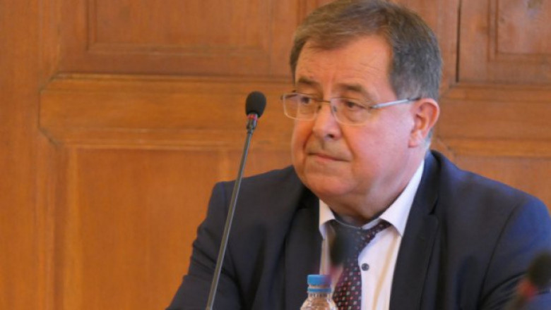 Министър Бозуков за Агри.БГ: От 3 до 30 месеца е забавянето на проекти от ДФЗ