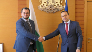 Търсят се възможности за българското розово масло в Казахстан и Азербайджан - Agri.bg
