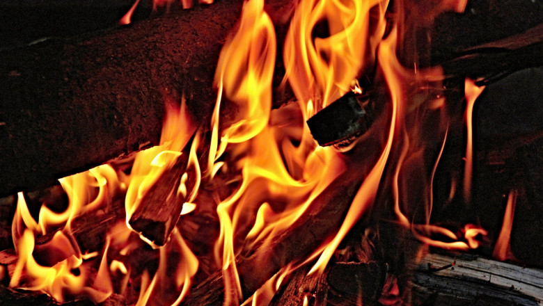 Непредпазливо боравене с открит огън е най-честата причина за пожари