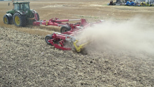 Летни дни на техниката: Машини, които карат почвата да заври - Снимка 12
