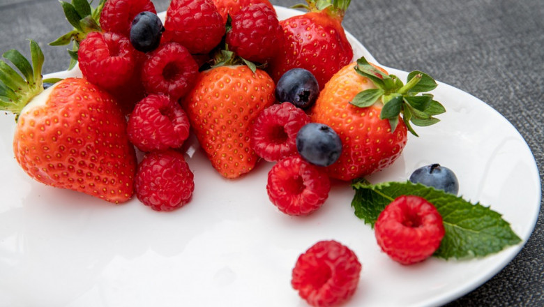 Как да получим повече ягоди и малини