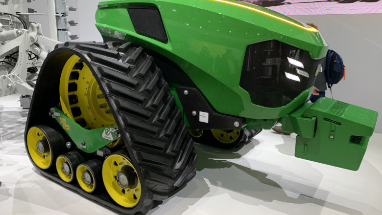 Трактори John Deere от есента ще обработват земята без човешка помощ