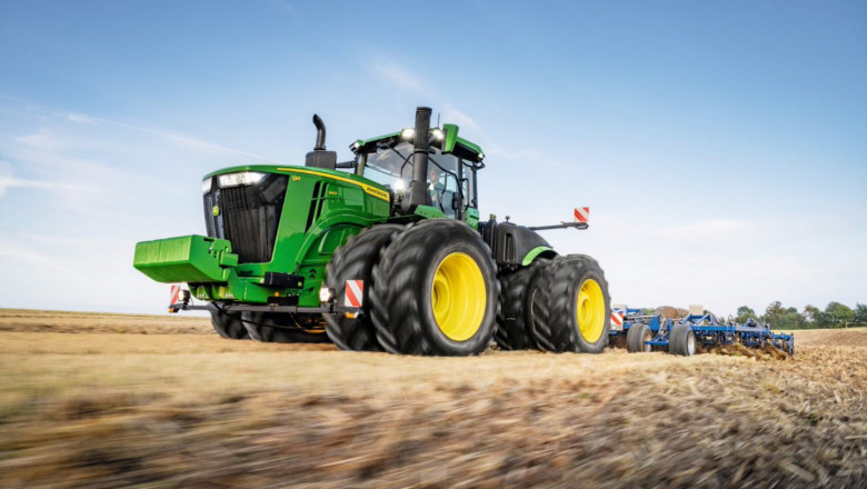 John Deere серия 9 стана FARM MACHINE 2022 в категория XXL трактор