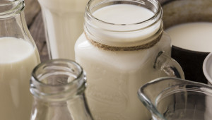 Откриха нелегално мляко в два обекта за търговия на дребно