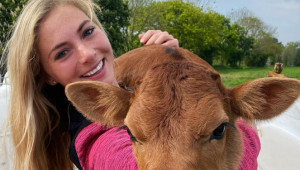 Дамите в селското стопанство: Най-сексапилната британска фермерка подлуди колегите си - Снимка 6