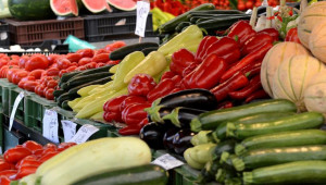 Пазарът на зеленчуци: Липса на конкуренция и слабо вътрешно предлагане
