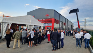 Варекс ООД откри нов търговско-сервизен център в Добрич - Снимка 2