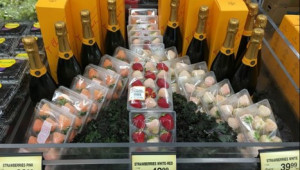 Празничен лукс: Японски ягоди по 60 долара