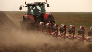 Фермерите поставят рекорди при покупките на инвентар - Agri.bg