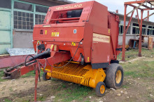 New-Holland 640 CropCutter - Трактор