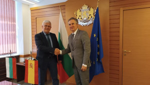 България черпи опит от Испания за кооперирането в земеделието