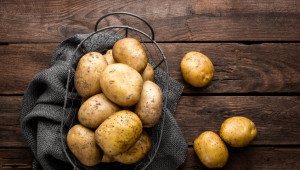 Грижи през вегетацията на ранните картофи