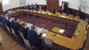 Комисията по земеделие обсъжда скандалните законови промени заради агрофотоволтаиците - Agri.bg