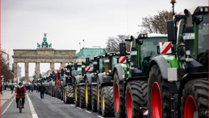 Германия: Фермерите временно спират протестите, за да преговарят с кабинета