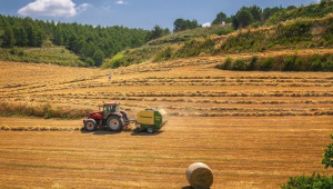 Фермерите няма да оставят ниви под угар и през 2024 година - Agri.bg