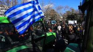Тракторите навлизат в центъра на Солун