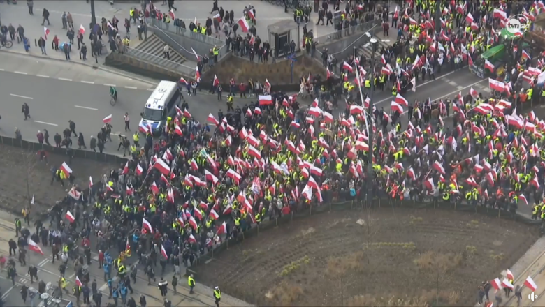 Заедно с 40 000 полски фермери, НАЗ и НОКА бяха на протест във Варшава