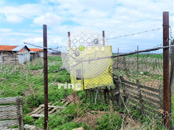 15 дка с трифазен ток и вода в с. Царацово-8 мин от Пловдив - Снимка 7