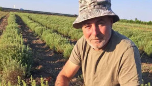 Фермер превърна отглеждането на живовляк в печеливш бизнес - Agri.bg